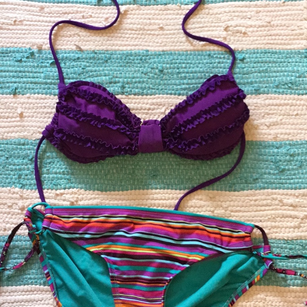 Bikini set! Only worn once! 👙